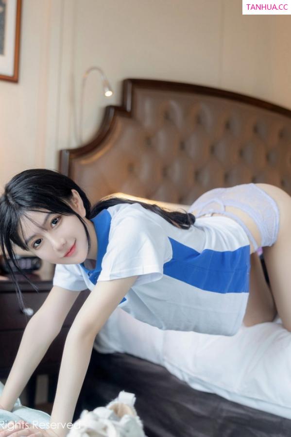   [XiuRen]高清写真图 2023.07.14 No.7085 幼幼 学生美腿第63张图片